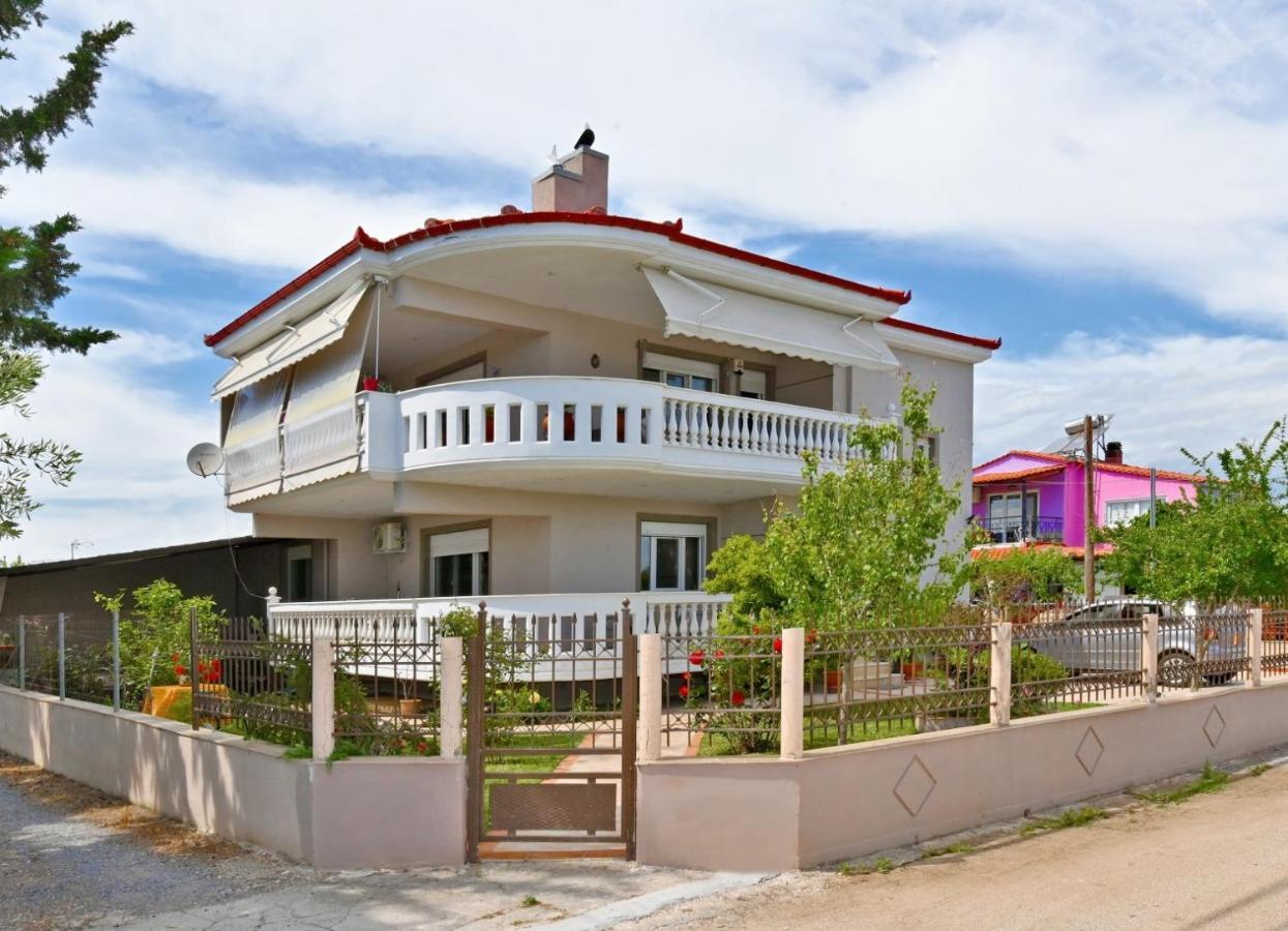 Villa Vangelis เนอาปลายา ภายนอก รูปภาพ