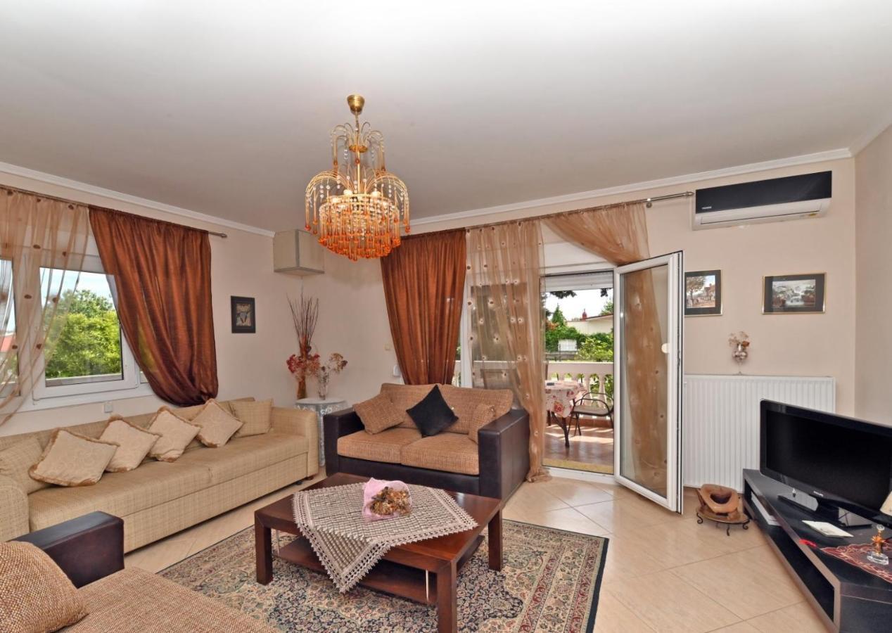 Villa Vangelis เนอาปลายา ภายนอก รูปภาพ